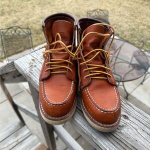 Red Wing Shoes Women’s Brown Lace-Up Moc Toe Boots